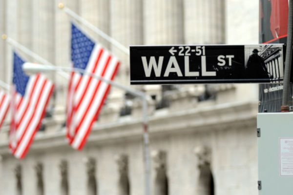 Apple, première entreprise mondiale à valoir 1.000 milliards de $