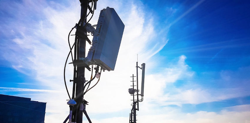 5G : 100 Mbit/s en moyenne et un maximum de 20 Gbit/s Fréquences 5G mises aux enchères : prix plancher de 2,17 milliards