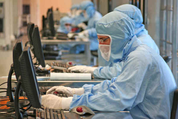 STMicroelectronics supprime 430 emplois en France
